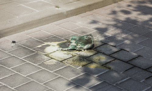 13 augustus Brandende jerrycan in winkel gezet Schiedam