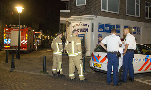 12 september Politie blust brandje bij supermarkt Vlaardingen