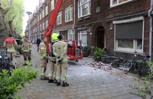 Wederom vallen stenen van woning Mathenesserdijk Rotterdam