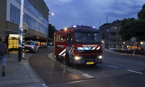 19 juli Gebouwbrand blijkt vuurkorf op balkon Schiedam