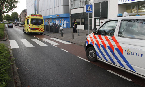 22 juni Flinke hoofdwond na val met snorscooter Parrallelweg Vlaardingen