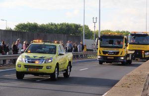 Beneluxtunnel dicht door brandende vrachtwagen A4 Rotterdam