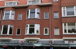 Groot alarm voor vallende stenen Beijerlandselaan Rotterdam