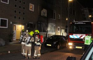 Uitslaande brand in flatgebouw Hogenbanweg Schiedam