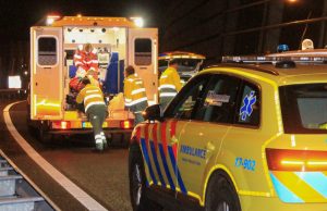 Voetganger zwaargewond na aanrijding A20 Kethelplein Schiedam