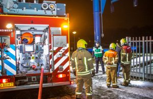 Brand verwoest boten Watersportweg Vlaardingen