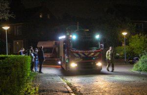Reclamebord op voetbalveld in brand gestoken Sportlaan Vlaardingen