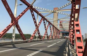 Spijkenisserbrug in storing door extreme hitte Spijkenisserbrug Spijkenisse / Hoogvliet