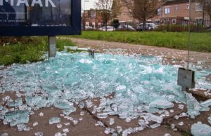 Een nacht vol vernielingen in Schiedam