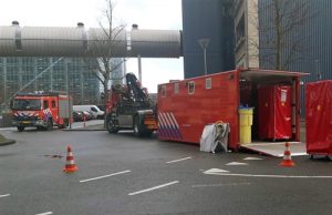 10 december Busreiziger gewond na onbekende chemische stof op kleding Albinusdreef Leiden