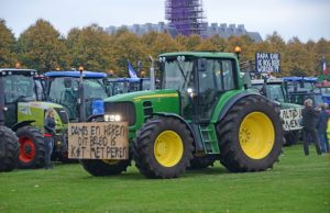 Opnieuw boeren-protest in Den Haag, binnenstad afgesloten door defensie