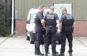 Groot onderzoek in loods Marconistraat Vlaardingen