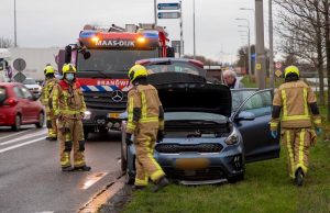 Eenzijdig ongeval op Hoeksebaan N223 Maasdijk