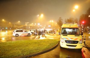 Aanrijding tussen twee voertuigen Burgermeester Verkadesingel Vlaardingen