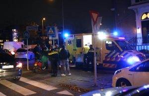 Scooterrijder raakt gewond door aanrijding Burgemeester Knappertlaan Schiedam