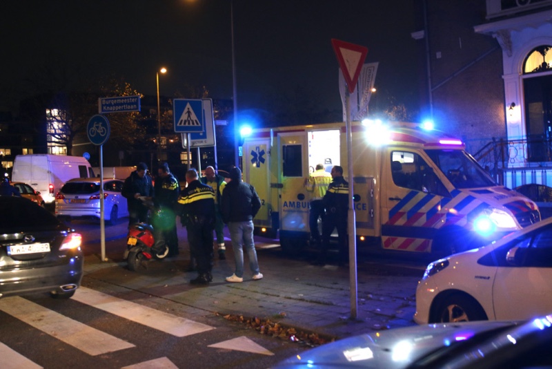 Scooterrijder raakt gewond door aanrijding Burgemeester Knappertlaan Schiedam - district8.net