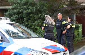 Politie doet onderzoek na straatroof A.M. De Jonglaan Delft