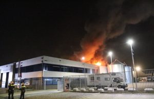 Brandweer Haaglanden ingezet bij ‘zeer grote brand’ Moerkapelle