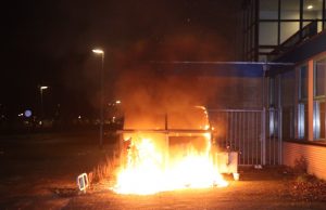 Fietsenstalling naast apotheek uitgebrand Olivier van Noortstraat Schiedam