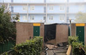 Meerdere gewonden na explosie in schuur Spiegelstraat Rotterdam