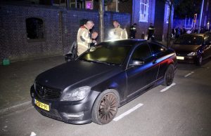 Poging brandstichting dure Mercedes Anna Bijnslaan Den Haag