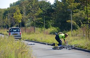 Fietser aangereden door automobilist Machiel Vrijenhoeklaan Den Haag