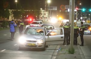 Voetganger zwaargewond na aanrijding Neherkade Den Haag