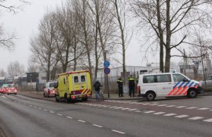 Scooter aangereden door auto De Brauwweg Schiedam