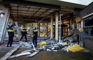 Ravage na plofkraak Lenteakker Spijkenisse