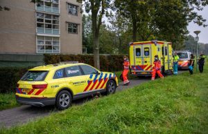 Vrouw uit het water gered Trekkade Vlaardingen