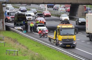 Gewonde en chaos bij aanrijding op A4 Rijswijk