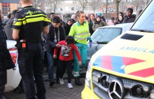 Jongetje aangereden tijdens oversteken Pachtersdreef Den Haag