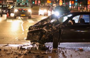 Bestuurder aangehouden na flinke aanrijding Vierhavensstraat Rotterdam