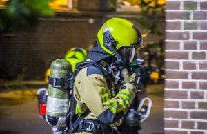 Brandweer blust brandje in pand Professor Schermerhornstraat Delft