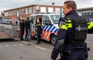 Melding schietpartij blijkt aanval met koevoet Nieuw-Mathenesserstraat Schiedam