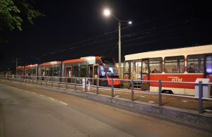 Donkere trams en straten na stroomstoring Den Haag
