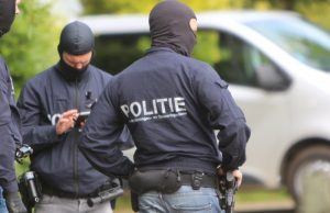 Inval door de FIOD in villa Madeweg Monster