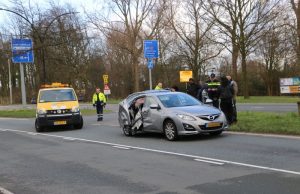 Aanrijding na verlaten tankstation Laan 1940-1945 Maassluis