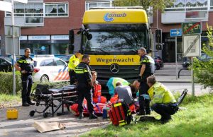 Scooterrijder aangereden door vrachtwagen Gordelpad Rotterdam
