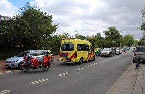 Lichtgewonde bij kop-staart aanrijding Soestdijksekade Den Haag