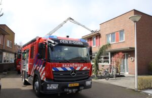 Brandweer rukt uit voor rookontwikkeling in woning Keizerin Den Hoorn