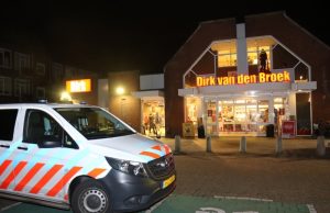 19-jarige gewond aan hand bij steekpartij Jan Steenstraat Rotterdam