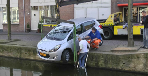 Bijna te water Molslaan