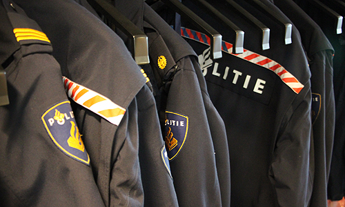 14 januari Elf aanhoudingen na onderzoek politie en justitie naar crimineel jeugdnetwerk