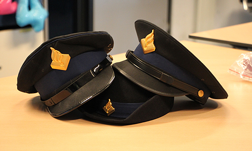 16 december Politie zoekt man die mogelijk verantwoordelijk is voor drie overvallen