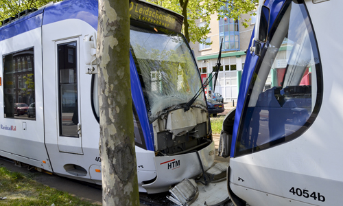 tram vs tram Loosduinsekade hoek Monstersestraat 0008