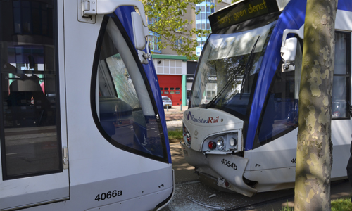 tram vs tram Loosduinsekade hoek Monstersestraat 0009