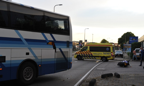 22 mei Motorrijder gewond na aanrijding Alpen aan de Rijn