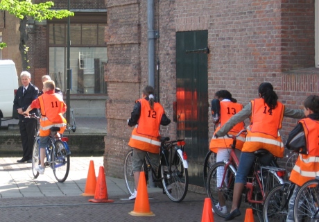 850 kinderen leggen het praktisch verkeersexamen af