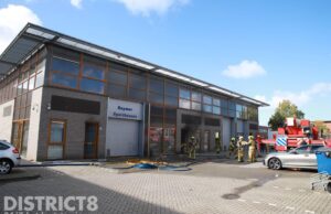 Grote brand in bedrijfsverzamelgebouw Stoelmatter Wateringen